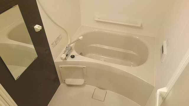Room image 10