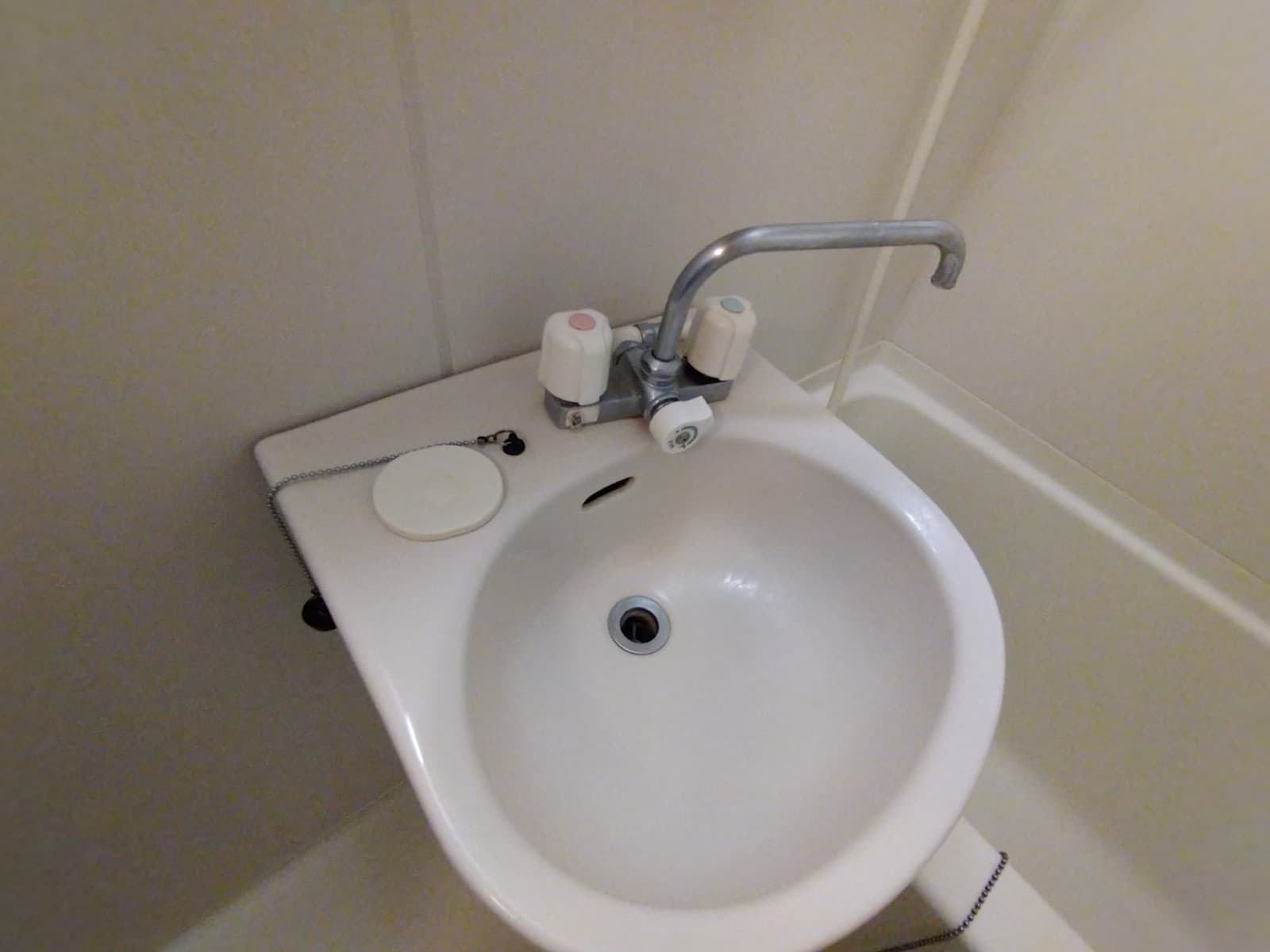Room image 13