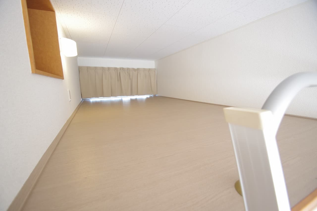 Room image 11