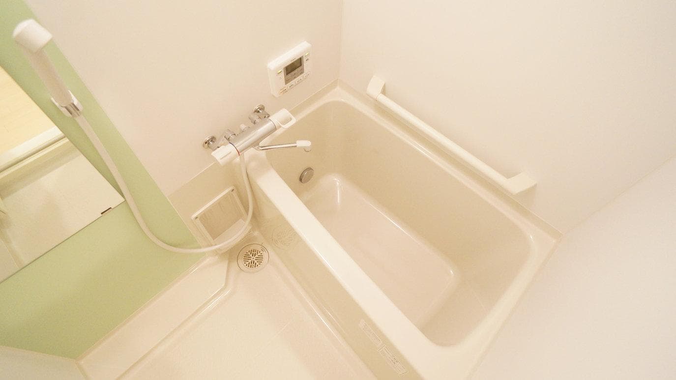 Room image 9