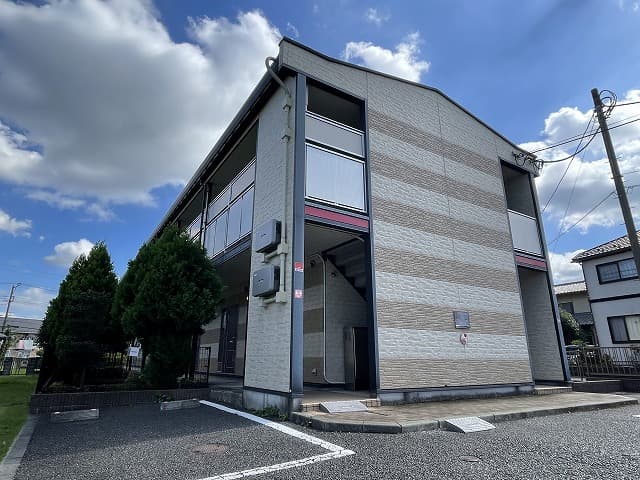 Main exterior of leopalace Tamamogusa