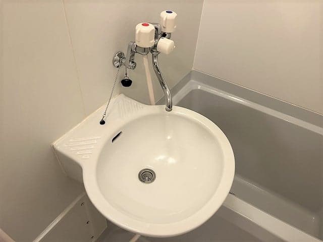 Room image 8