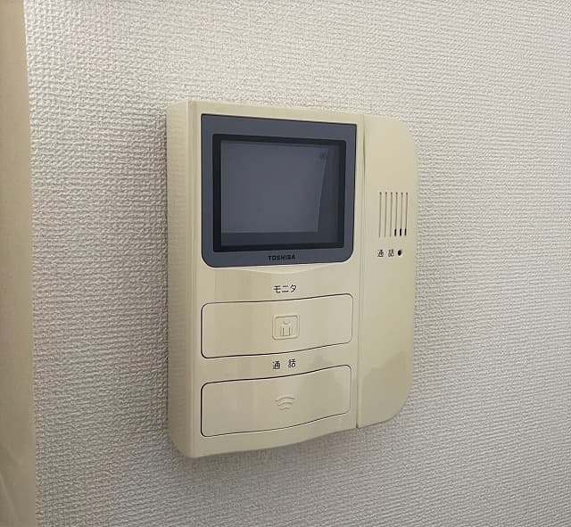 Room image 10