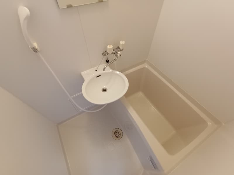 Room image 11