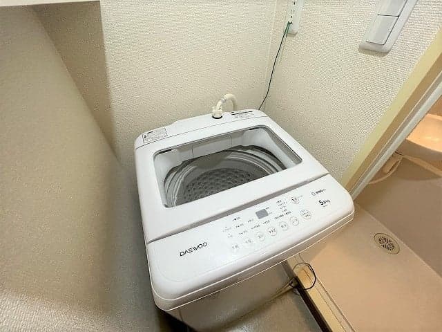 Room image 12