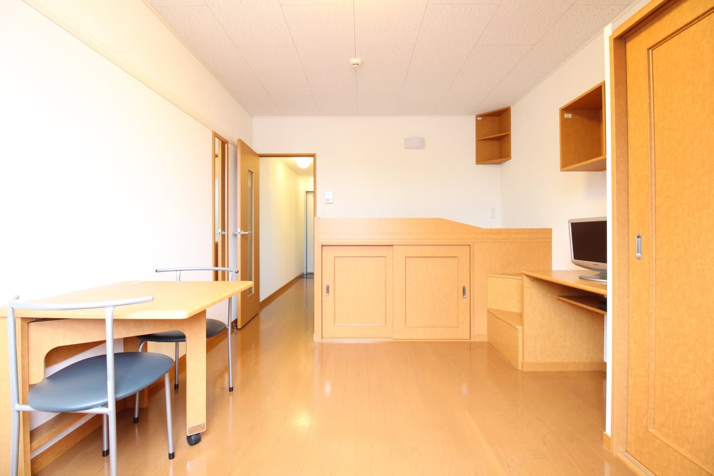 Room image 9