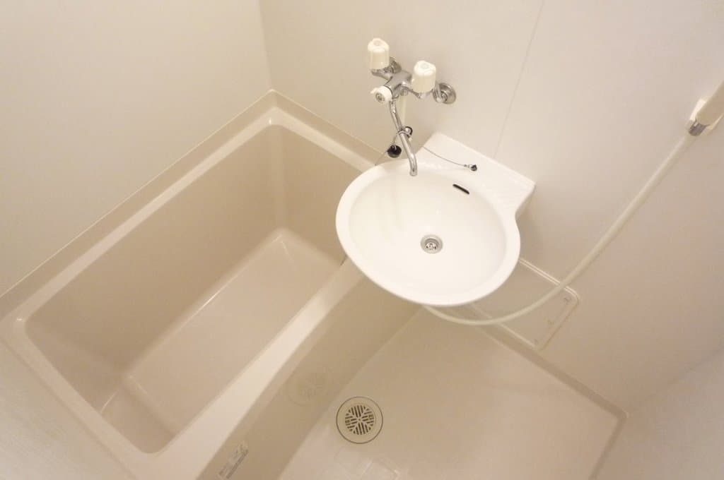 Room image 12