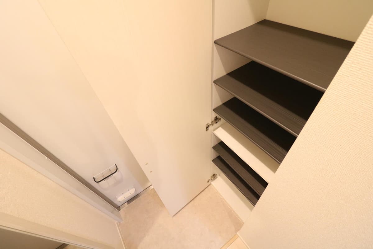 Room image 13