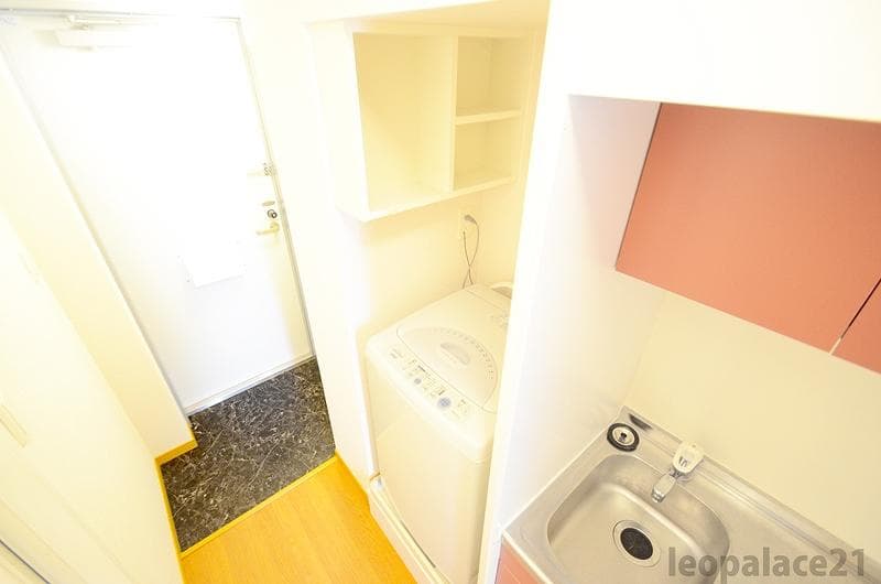 Room image 15