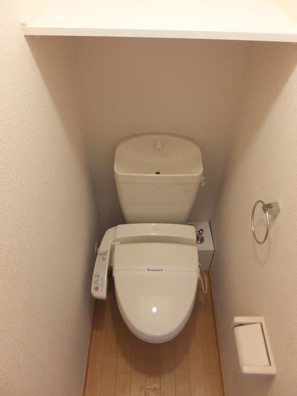 Room image 12