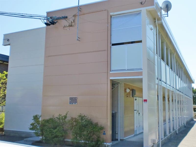 Main exterior of leopalace Kasugayama