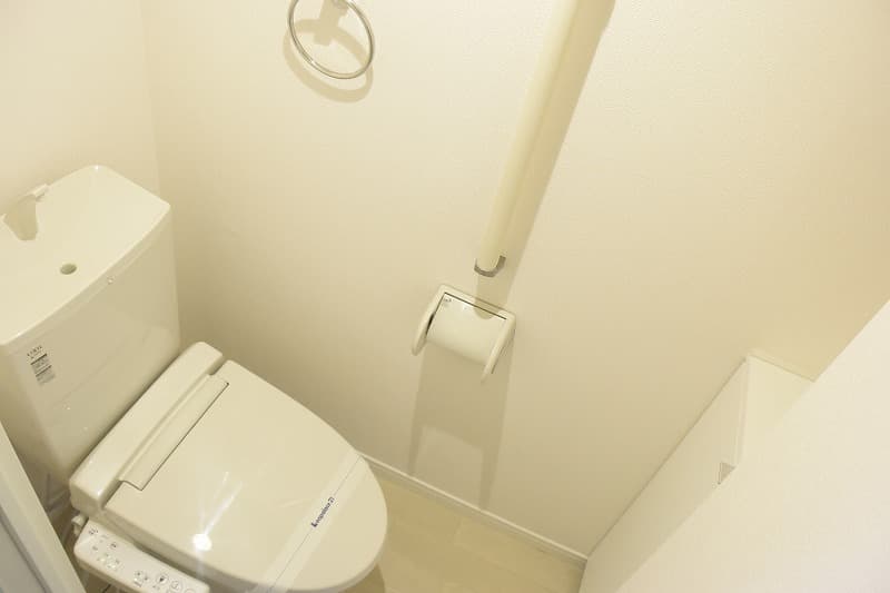 Room image 8