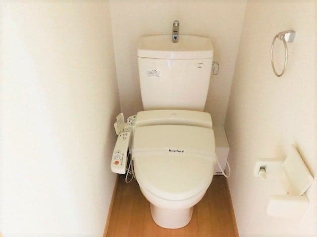 Room image 9