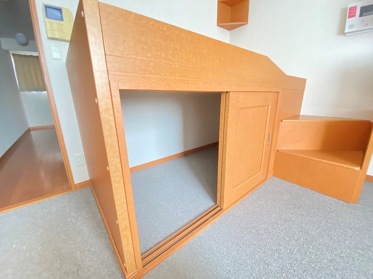 Room image 11