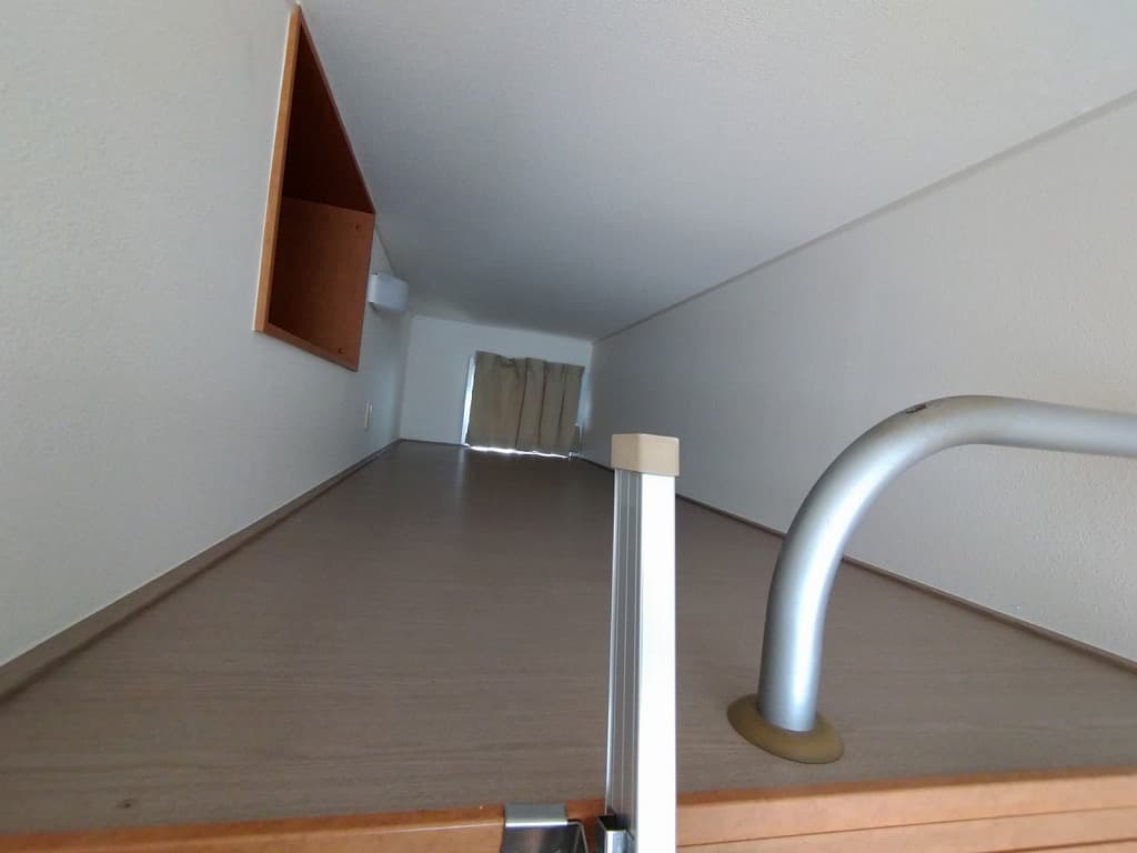 Room image 11