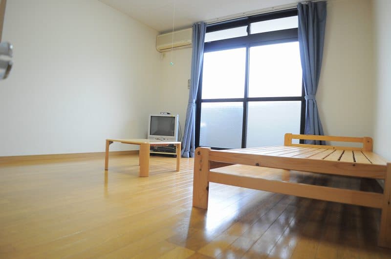 Room image 13