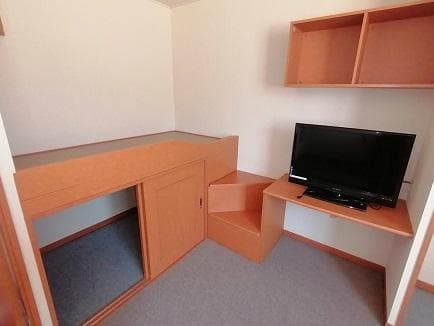 Room image 10