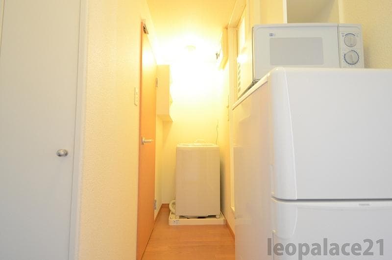 Room image 11