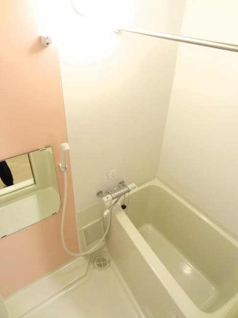 Room image 9