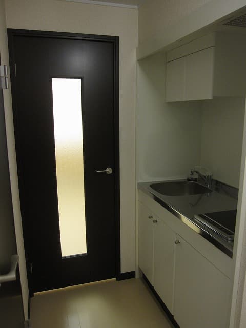 Room image 16