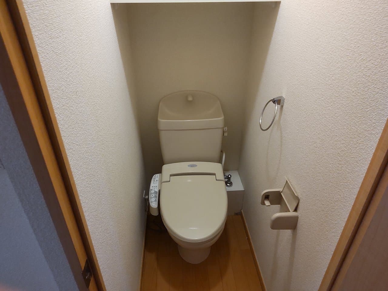 Room image 10