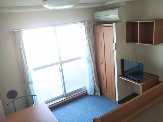 Room image 11