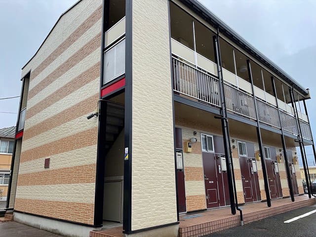 Main exterior of leopalace M
