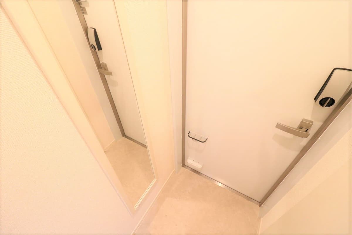 Room image 14