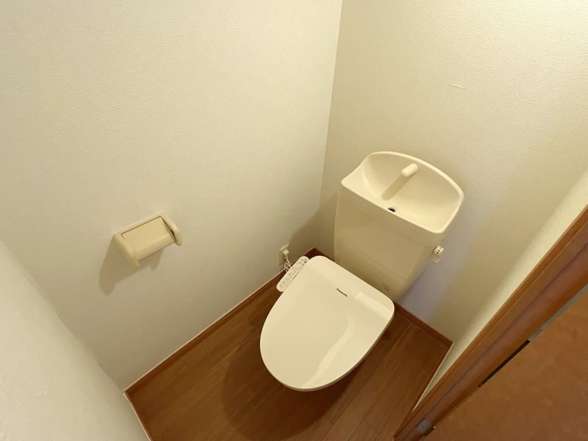 Room image 9