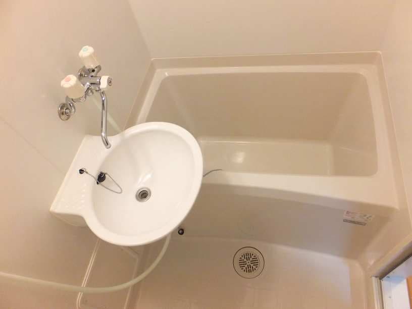 Room image 10