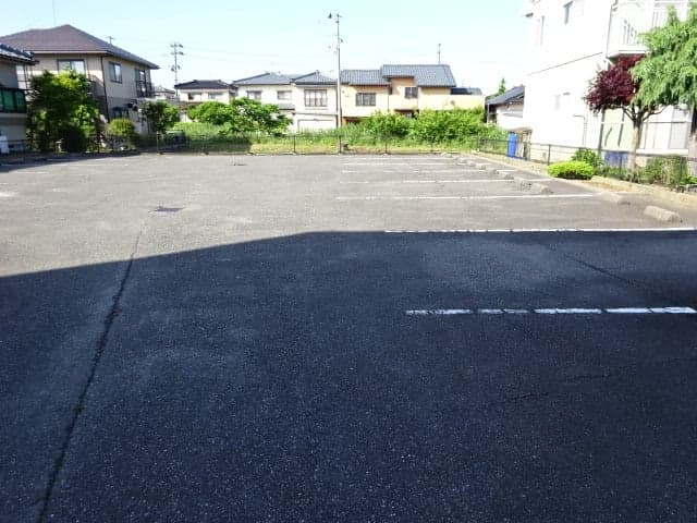 Room image 15