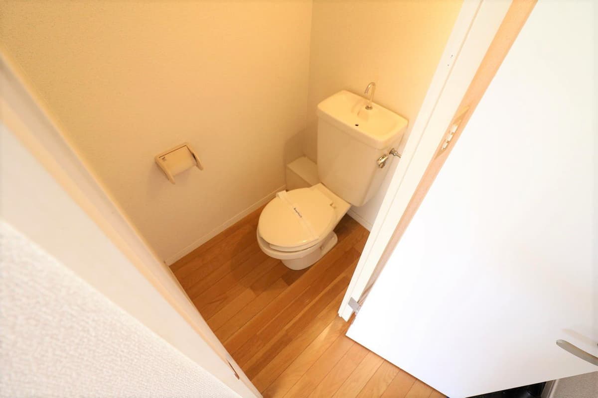Room image 14