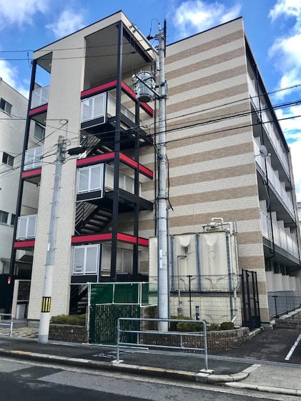 Main exterior of leopalace Claire Miyakojima