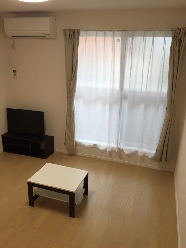 Preview interior of LEONEXT Saffron