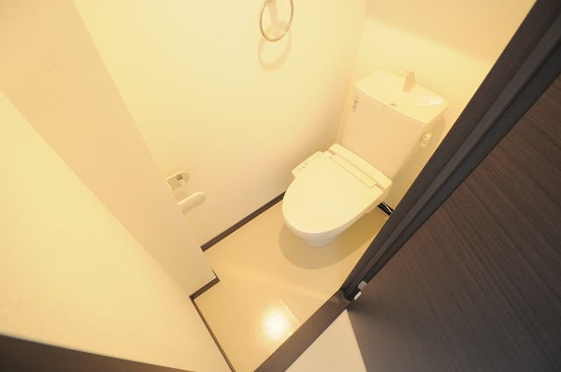 Room image 15