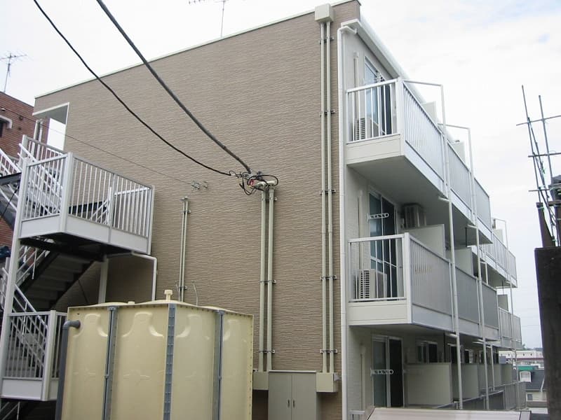 Main exterior of leopalace Dwell Shinyama