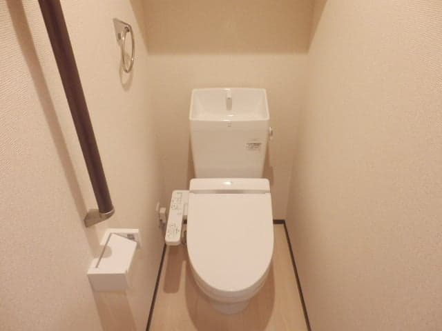 Room image 9