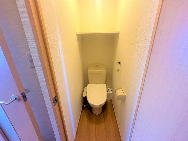 Room image 9