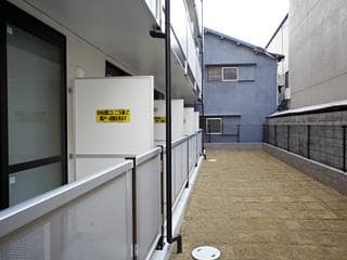 Room image 16