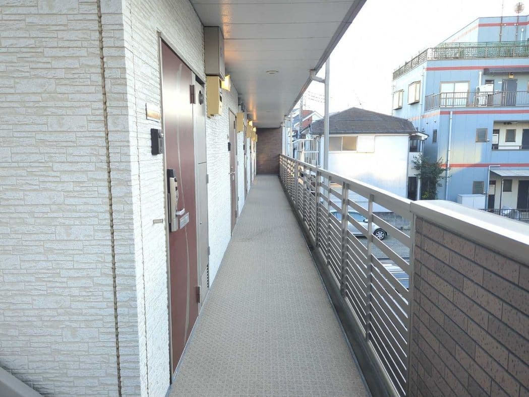 Room image 11