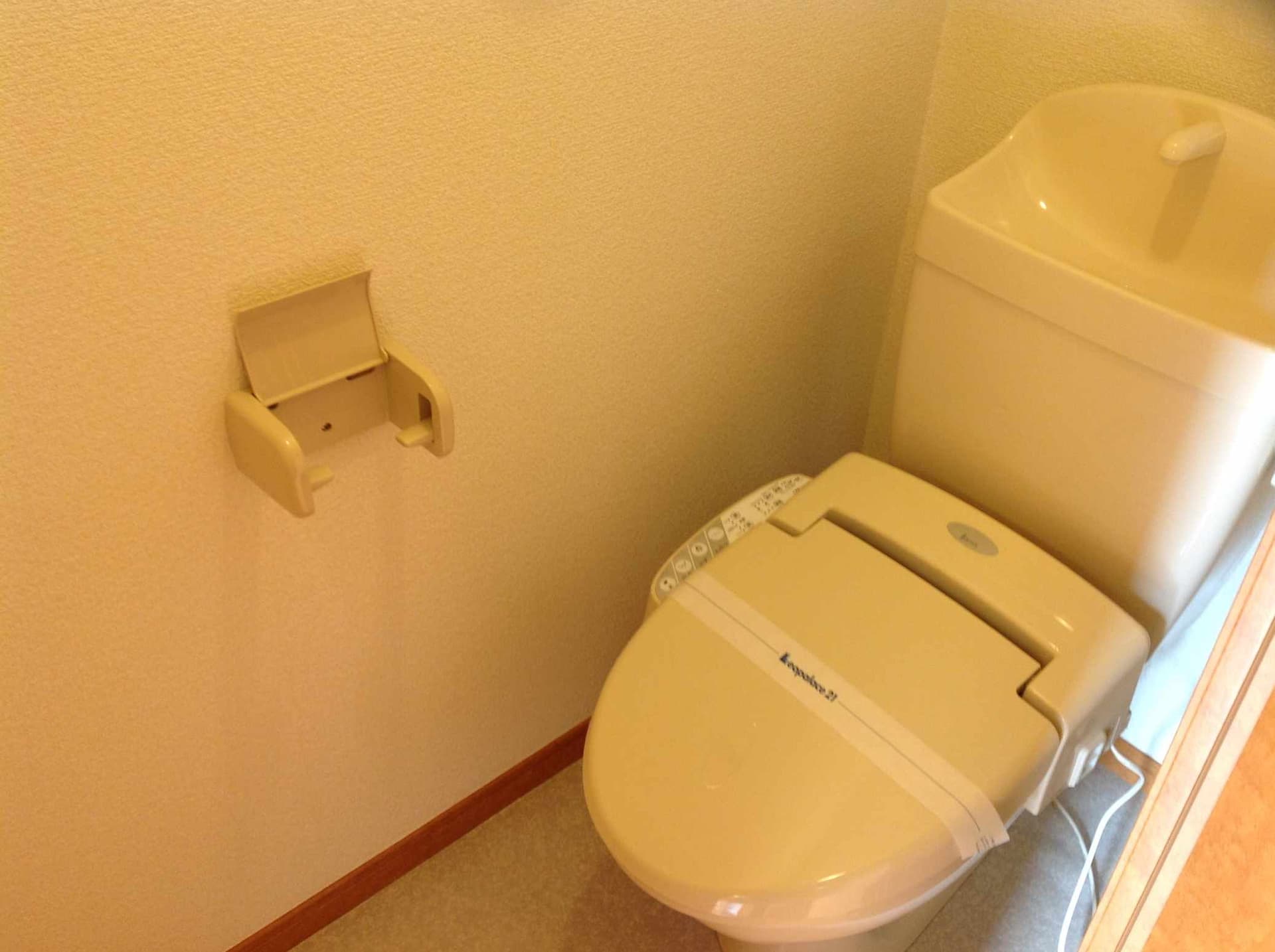 Room image 9