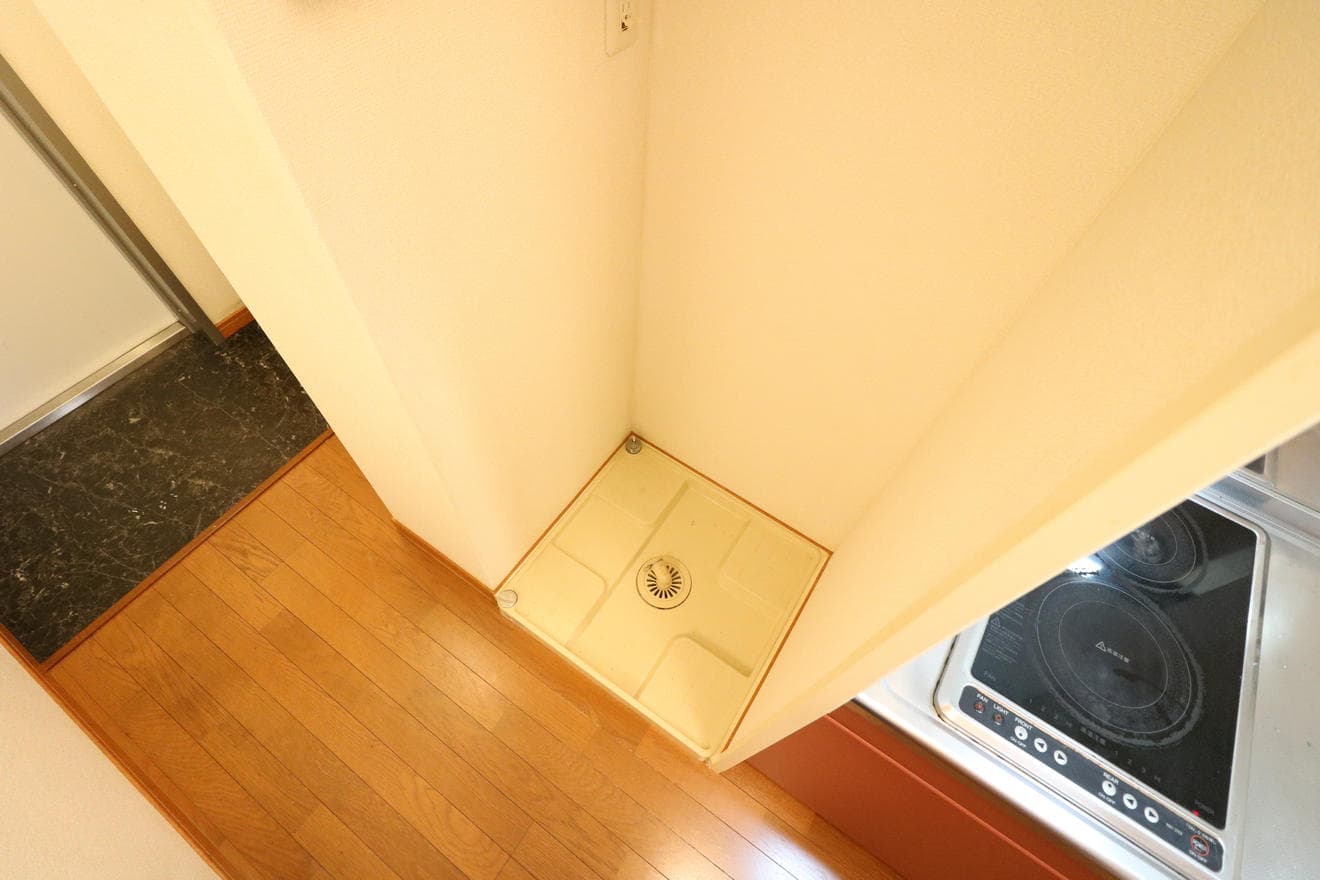 Room image 10