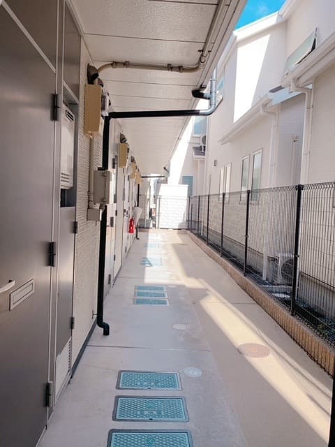 Room image 13