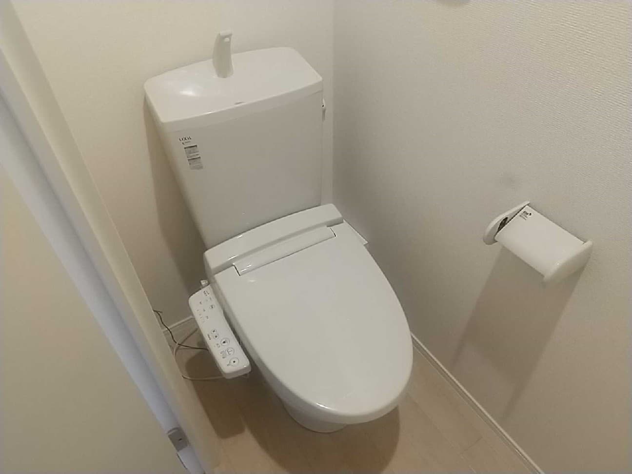 Room image 9