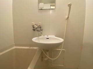Room image 11