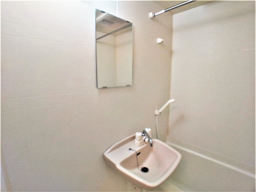 Room image 14