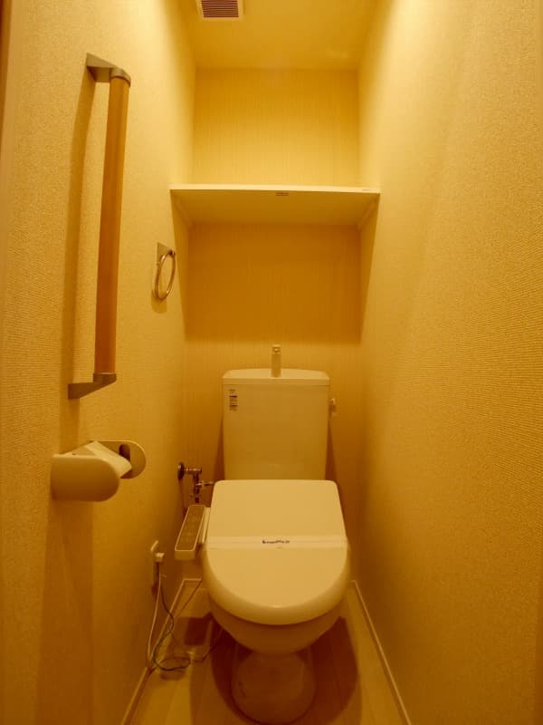 Room image 9
