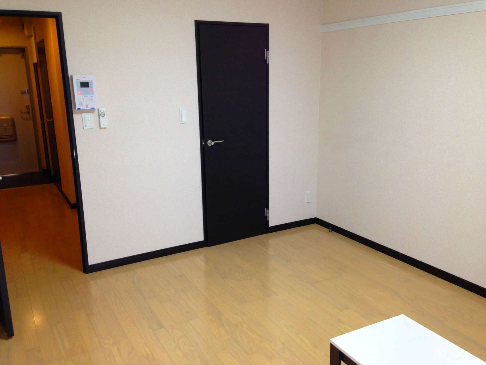 Preview interior of LEONEXT Kozuchi VI