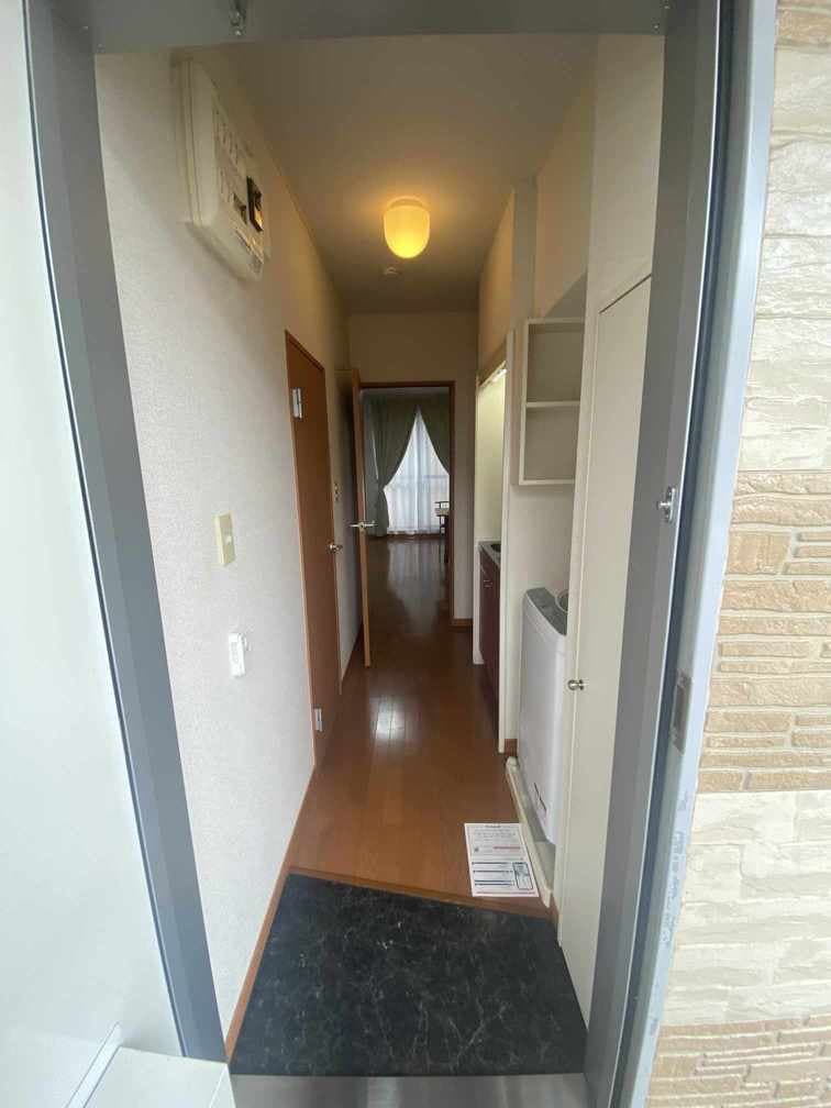 Room image 16