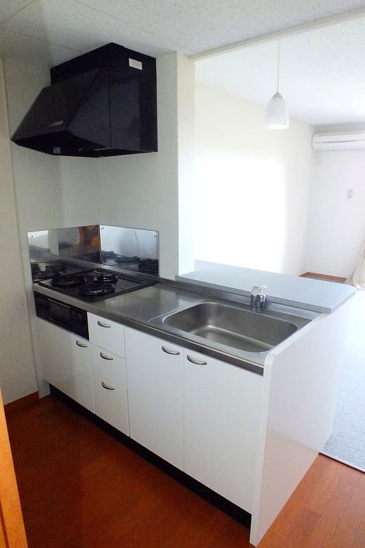 Room image 15